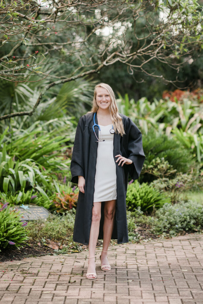 How to Make the Most of Your UCF Graduation Photoshoot - www ...